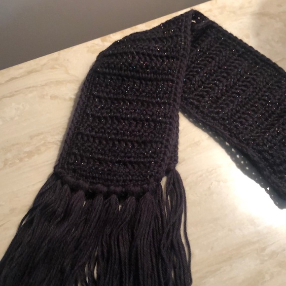 Accessories - Beautiful hand knitted very soft black scarf